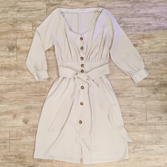 SVETLANA Light Khaki Linen Dress - Picture 6 of 6